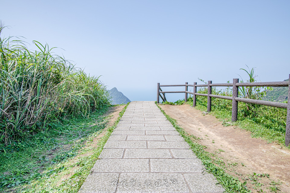 金瓜石秘境，一路延伸向大海的海景步道